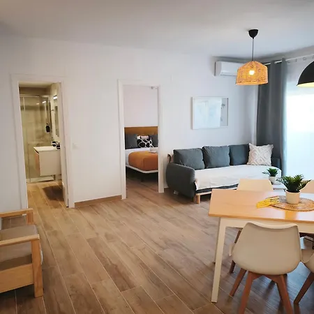 El Estudio De La Playa Sunny Holidays Benalbeach * Benalmádena